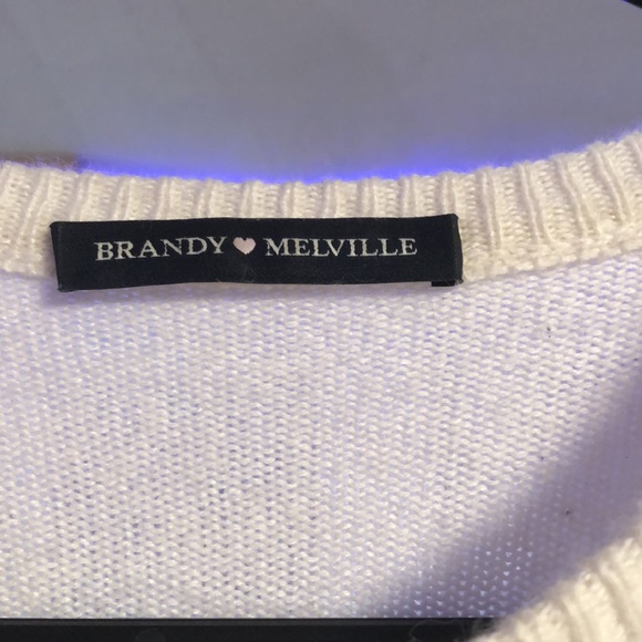 Brandy Melville size medium scream colored Vancouver sweater - Picture 4 of 4